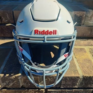Youth Small Riddell SpeedFlex Helmet (Used)
