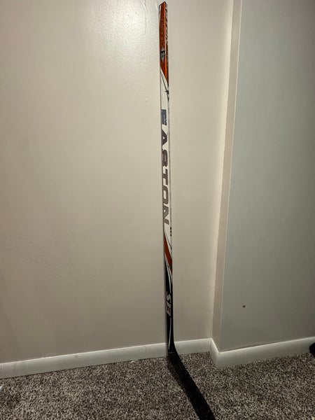 Senior Easton Left Hand Hockey Stick Mid Pattern (Used)