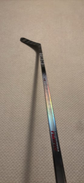 Senior CCM JetSpeed FT8 Pro Left Hand Hockey Stick P28+1/4 (New)