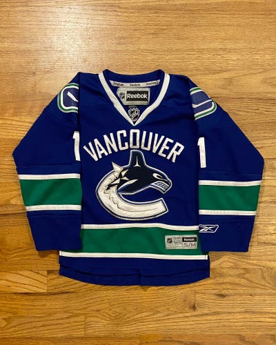 Vintage YOUTH Luongo Vancouver Canucks Hockey Jersey