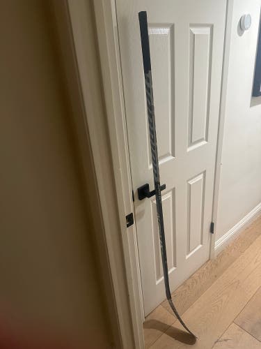 Senior Warrior Alpha LX2 PRO Right Handed Hockey Stick W28 (Used)