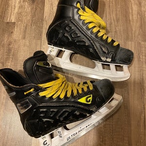 Graf Ultra G35 Hockey Skates 8 (Used)