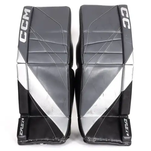 32" CCM Extreme Flex 6 Pro Goalie Leg Pads Pro Stock (Used)