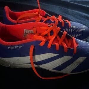 Kids 6.5Y (Big Kids / Youth) Adidas Cleats (Used)