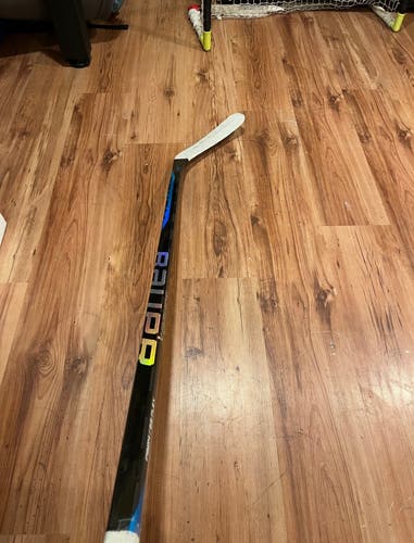 Intermediate Bauer Nexus Sync Right Handed Hockey Stick P92M (Used)