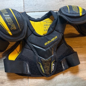 Medium Youth Bauer Supreme TotalOne MX3 Shoulder Pads (Used)