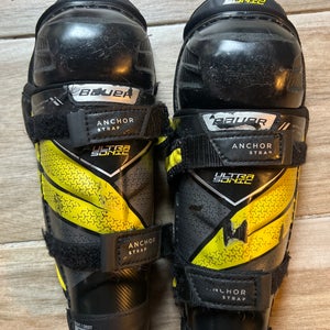 Youth Bauer Ultra sonic 9" Shin Pads (Used)