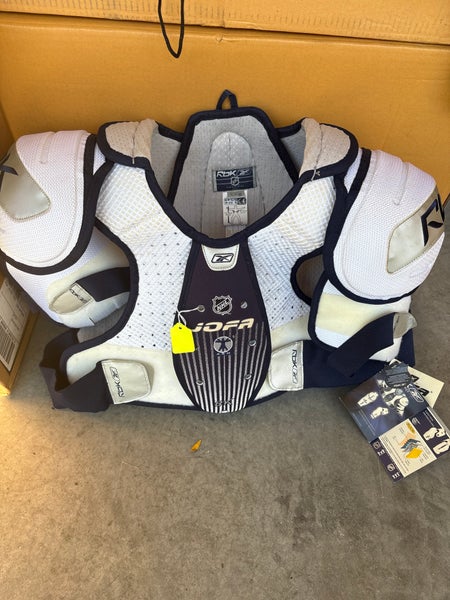 Large Senior Reebok 8K Shoulder Pads (New)