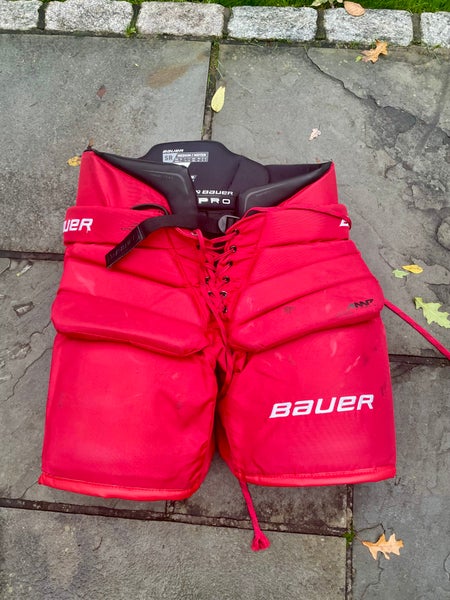 2025 Senior Medium Bauer Pro Hockey Goalie Pants (used for 6 months/almost new)