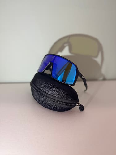 Oakley Sutro Purple lens and black frame, comes with case
