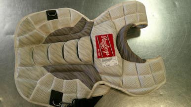 Used Rawlings CPV2N Catchers Chest Protector White Intermed 11868-S000066247
