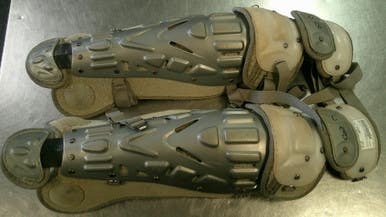 Used Rawlings SHINGUARDS Catchers Leg Guards White Intermed 11868-S000066248