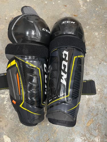 Senior CCM Tacks 9080 15" Shin Pads (Used)