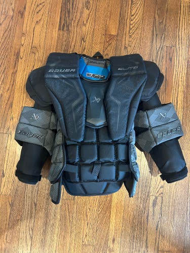 Large/Extra Large 2023 Bauer Elite Goalie Chest Protector (Used)