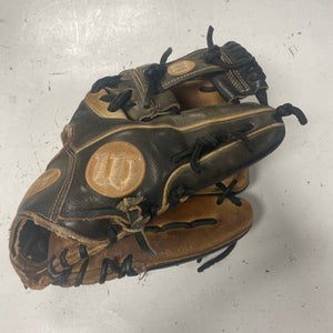 Used Wilson A2000 BB/SB Glove RH Throw Black 11 1/2" 11793-S000257337