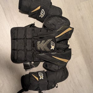 Used Brians BStar Chest Protector - Junior Large