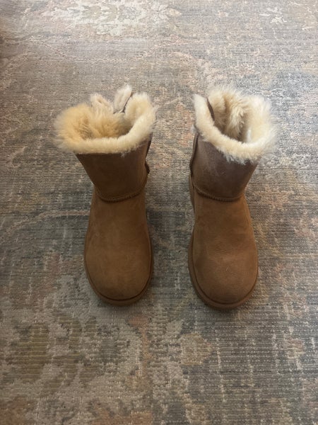 Ugg Boots. Women's Size W 9.0.
