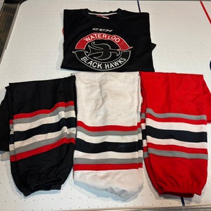 Black Large/Extra Large Men's CCM Jersey (Used)