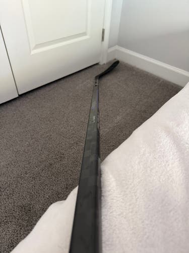 Junior CCM RibCor Trigger 9 Pro Right Handed Hockey Stick P28 (Used)