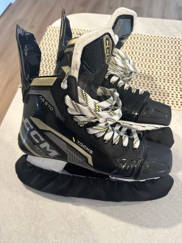 2024 CCM Tacks AS-570 Hockey Skates Regular Width 10.5 (Used)