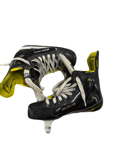 Used Bauer M4 Junior Hockey Skate Junior 04.5 11769-S000029434