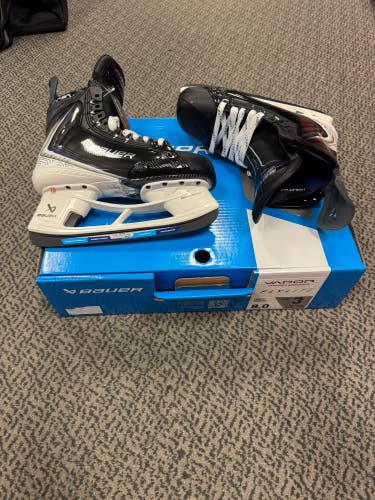 Bauer Vapor FlyLite Hockey Skates 8 (New) fit 3