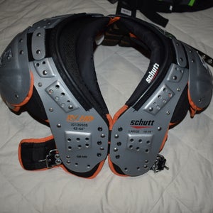 Schutt XV HD Varsity QB/WR Football Shoulder Pads, Adult Large (18-19")