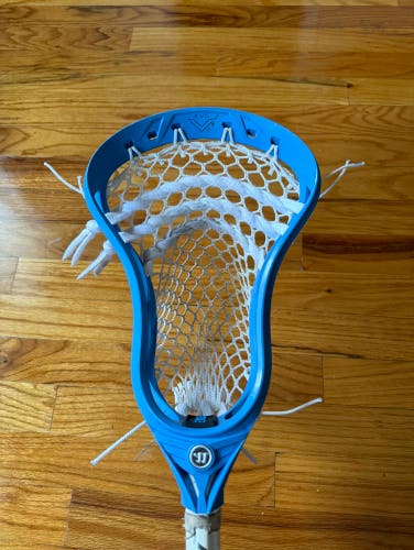 Like New Blue Evo V strung w SK 5s