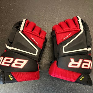 Bauer Vapor Hyperlite Gloves 14" (Used)