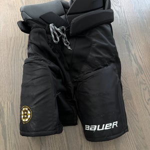 Men's Senior Large Bauer Hockey Pants Pro Stock (Used)