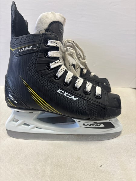 CCM Tacks 1052 Hockey Skates Regular Width 13 (Used)