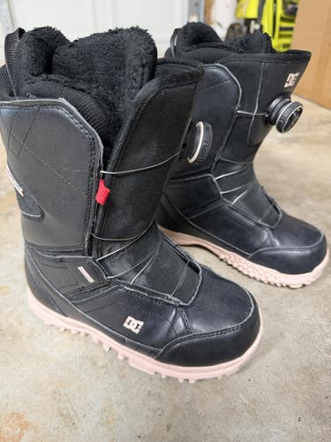 Women's Size 6/Big Kids 4.5 DC Search Boa Snowboard Boots All Mountain (Used)