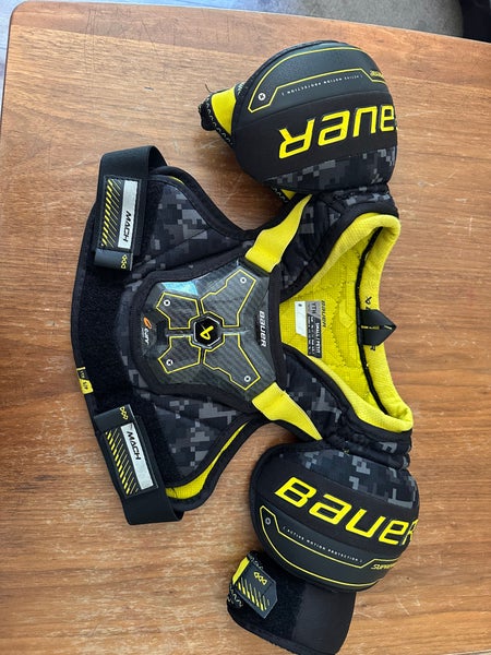 Small Youth Bauer Supreme Mach Shoulder Pads (Used)