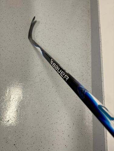 Intermediate Bauer Vapor FlyLite, Left, 65 Flex, P92, (New)