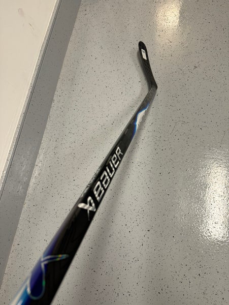 Two Intermediate Bauer Vapor FlyLites, P92, Lefts, 65 Flex (New)