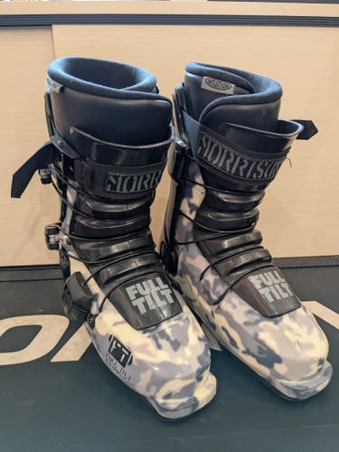 Mondo 24 & 24.5 Unisex Full Tilt All Mountain Classic Ski Boots Soft Flex (Used)