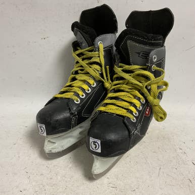 Used Easton SY50 Junior Hockey Skate Junior 05 11855-S000193236