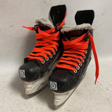 Used Bauer VAPOR X500 Junior Hockey Skate Junior 02 11855-S000193192