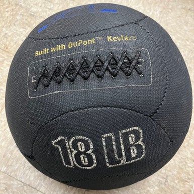 Used XD KEVLAR 18lb Medicine Ball Black 11855-S000193147