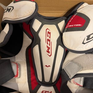 Men's Large Senior CCM Vector V04 Shoulder Pads (Used)