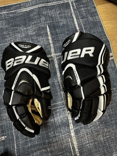 Bauer Vapor X7.0 Gloves 14" (New)