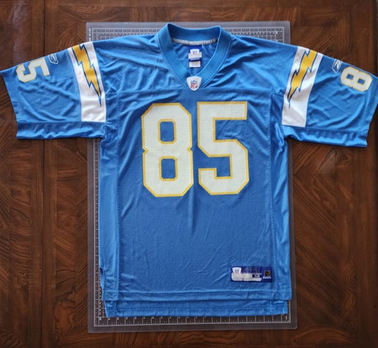 Antonio Gates #85 Chargers  REEBOK Equipment Jersey SIZE MEDIUM (Pre-Worn)