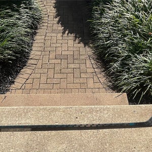 Senior Bauer Right Handed Hockey Stick P28 (Used)