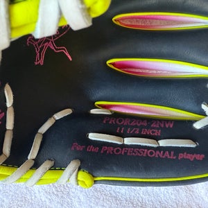 2025 Rawlings Heart of the Hide RH Baseball Glove 11.5" (New)