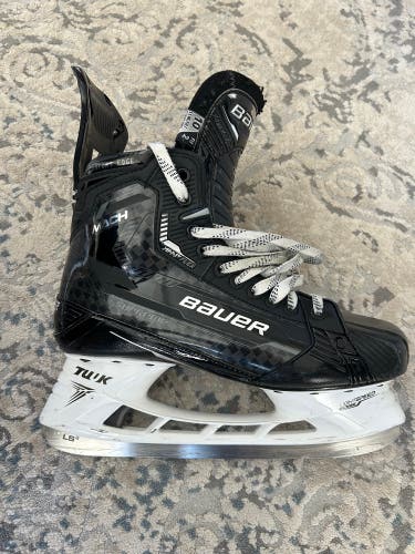 Bauer Supreme Mach Hockey Skates 10 (Used)