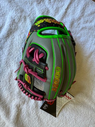 2025 Wilson A2000 RH Infield Baseball Glove 11.5" (New)