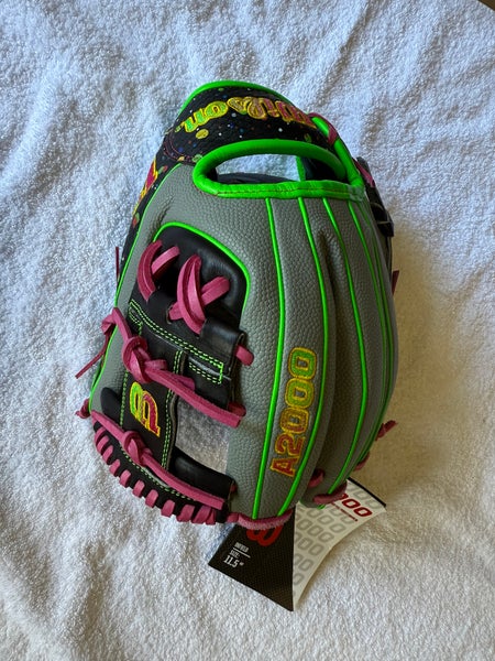 2025 Wilson A2000 RH Infield Baseball Glove 11.5" (New)