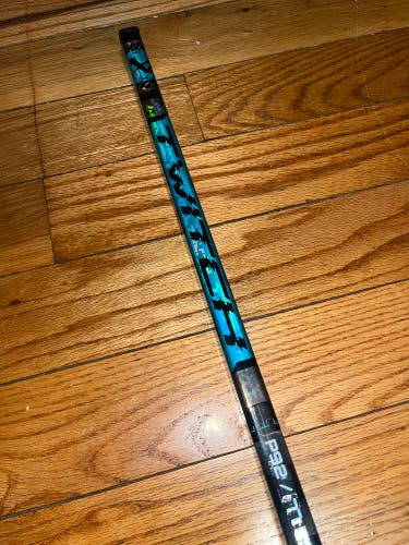 Senior Bauer Twitch Left Hand Hockey Stick P92 (New)