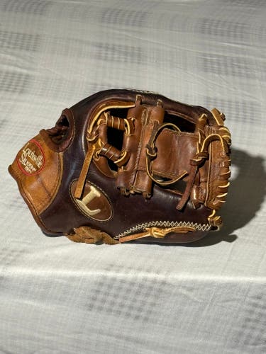 2015 Louisville Slugger Icon RH Infield Baseball Glove 11.25" (Used)