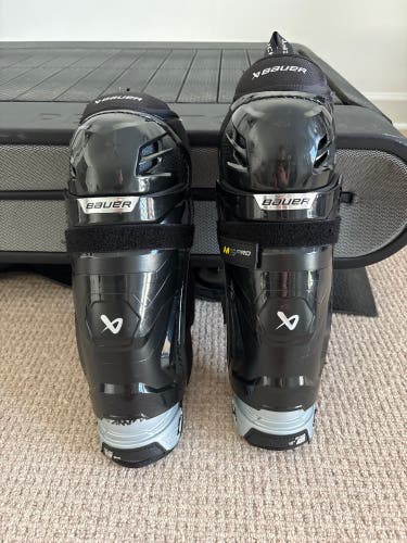 Bauer Supreme M5 Pro Shin Pads (New)